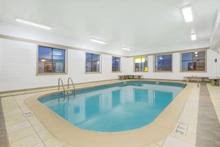 Super 8 by Wyndham Fairfield - Fairfield - 7