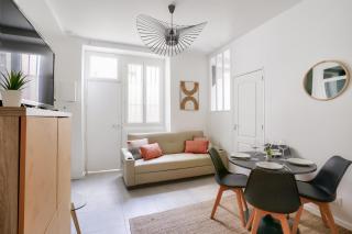 2 bedrooms apartment in the 15th district - Paris - 8