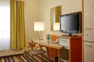 H+ Hotel Köln Hürth - Hürth - 9