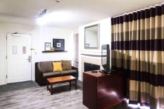 Tysons Corner Suites, A Baymont by Wyndham - Vienna - 7
