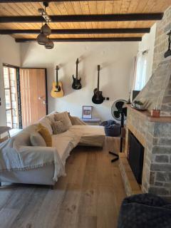 Margarita cottage in Paralia Velikas - 1