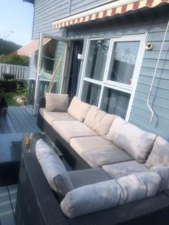 Trivelig familievennlig hus med inngjerdet hage - 1