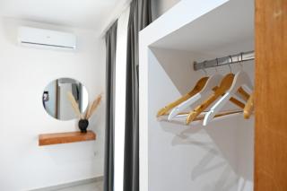 Beachfront cycladic suite Irene Apartments boutique hotel - Kanala - 4