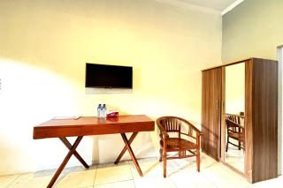 Ketapang Guesthouse Echo Beach Canggu - Canggu - 9