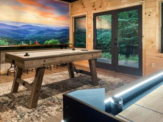 Cabin Getaway Near Atlanta Slide Deck Hot Tub - Morganton - 6