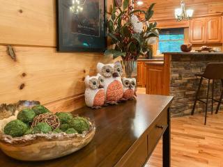 Cabin Getaway Near Atlanta Slide Deck Hot Tub - Morganton - 2