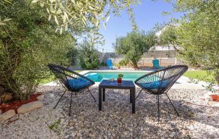 Beautiful Apartment In Kastel Sucurac - Kaštela - 1