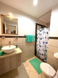 Ocean Breeze Condo - Coco - 6