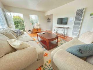 Hidden Haven Minutes From The Beach! - San Diego - 8
