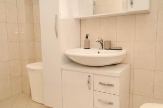 Kote's Home Beachfront Apartment 21 - Durazzo - 6