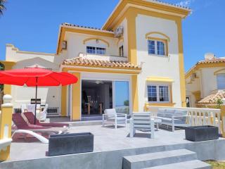 Villa Vencejo - 3 bed villa - fully refurbished in Riviera Del Sol, Mijas - Málaga - 0