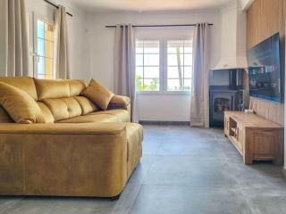 Villa Vencejo - 3 bed villa - fully refurbished in Riviera Del Sol, Mijas - 1