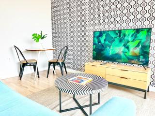 Beautiful One Bedroom Apartment With View Of City - San Diego - 7