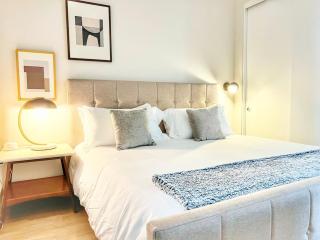 The Leo - Deluxe 3 Bedroom Stay - San Diego - 4