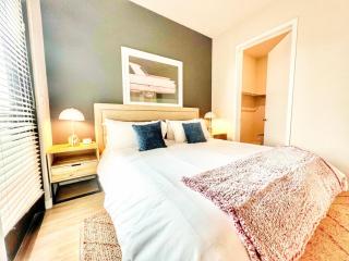 The Leo - Deluxe 3 Bedroom Stay - San Diego - 2