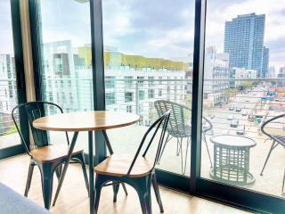 One Bedroom Apartment Wbalcony And City Views! - San Diego - 1