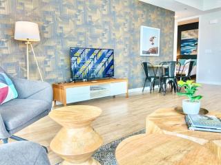 3 Bedroom Penthouse In Downtown! - San Diego - 5