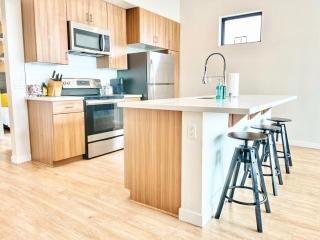 3 Bedroom Penthouse In Downtown! - San Diego - 4