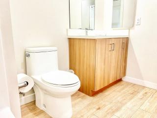 Sunset Stay In Downtown San Diego - 4