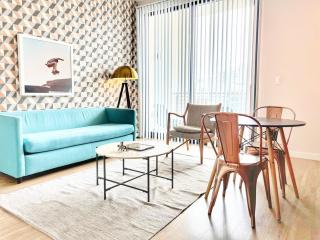 The Leo - One Bedroom Apartment W Private Balcony - San Diego - 5