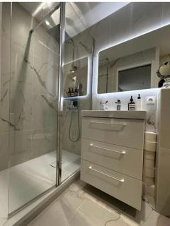 appart avec piscine casino plein air et plage - 2