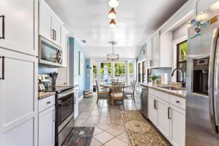 Coconut Beach House - Clearwater Beach - 6