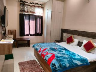 Super Residency -- Near Nizamuddin Railway Station - Nueva Delhi - 0