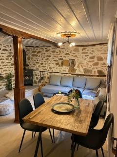 Beautiful Villa in the Rodopi Mountains - - 1
