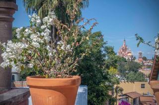 Spacious Centro Gem, Garage Jacuzzi, Near Rosewood - San Miguel de Allende - 0