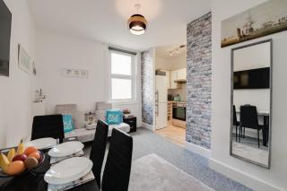 Dockyard Hideaway Nr Gunwharf Quays - Portsmouth - 0
