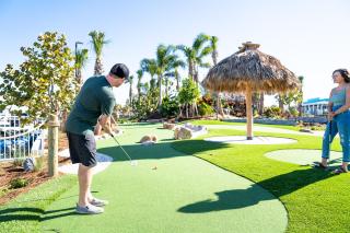Camp Margaritaville Auburndale RV Resort and Cabana Cabins - Auburndale - 2