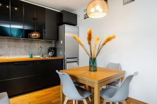 Modern 2 Bedroom Apartment with Parking Bemowo - 3