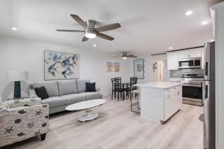 A Little Beach of Heaven- Beachfront Condo - Fort Myers Beach - 1