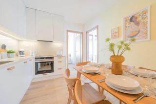Bright 2BR - 5th floor, Balcony, Free Parking by Gravity Prague - Praga - 8