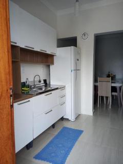 Casa 200m da praia, 8 pessoas, piso inferior - Bombinhas - 2