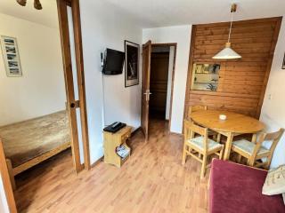 Résidence Rond-point Des Pistes Iii - Appartement 2 pièces pour 4 personnes situé à Val d’Isère, skis aux pieds et à 500m du centre du village, navettes gratuites au MAE-1798 - Val-d’Isère - 9