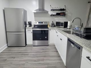 Renovated 2 Bed Walltown Home Walk To Duke! B - Durham - 6