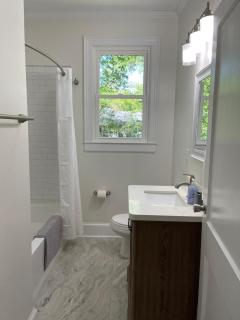 Renovated 1 Bedroom In Forest Hills - B - Durham - 1