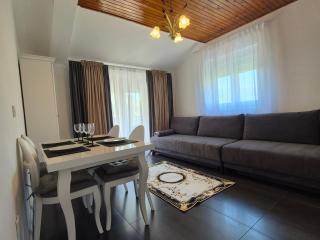 E&E Summer Breeze Apartment - 9