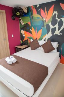 Bajo la luna hotel - Medellín - 4