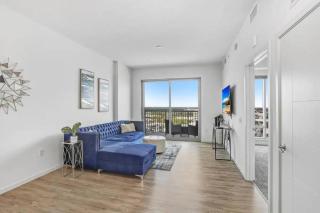 Urban Chic 1BR Downtown Tampa Pool & Balcony Views - Tampa - 9