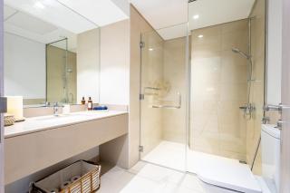 Cozy 1br Apartment In Waters Edge, By Voyage - Abu Dhabi - 3