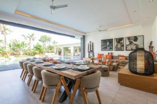 Splendid 6br Villa, Just 400m To The Shoreline - Canggu - 9