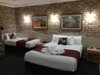 Country Gardens Motor Inn - 7