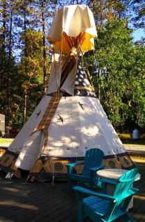 Sky Spirit -luxury Glamping Tipi - Sleeps 2 - - 9
