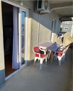 Apartman Helena - Šušanj - 1