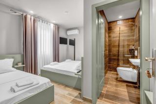 Villa Zoi A Stay to Remember Guesthouse I Sleep on the Historic Roman Road Via Egnatia inside the ancient walls of Elbasan Castle and wake up to a homemade Albanian breakfast prepared by a local family - Elbasan - 2