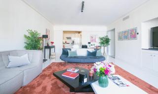 Beautiful 1 Bedroom Luxury Apartment next to Champs-Elysées - PC62A - 8