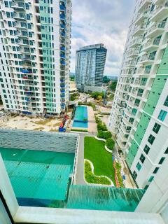 Feels Like Home Condos Abreeza Place Tower 2 - Davao - 9