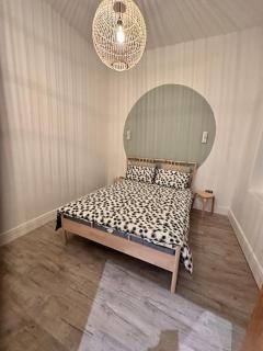 Urban Oasis 2 bed apartment - Manchester - 7